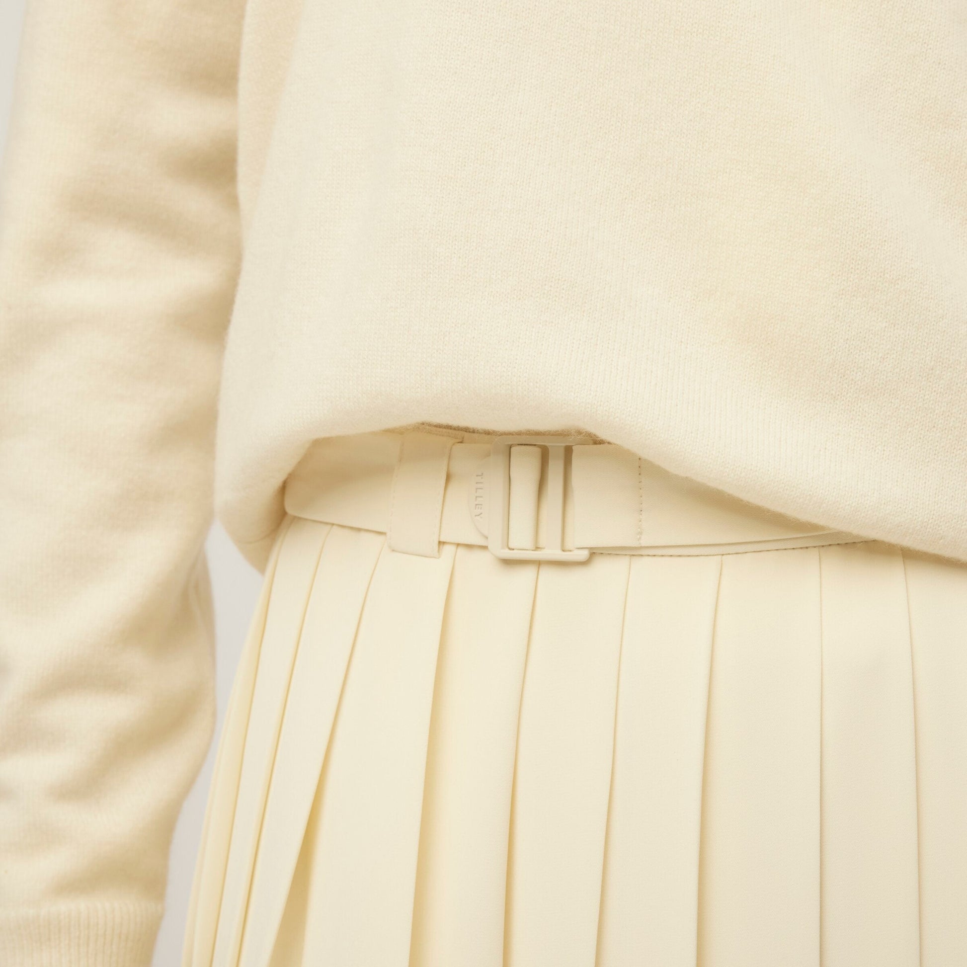 Tilley Tech Slk Pleated Skirt
