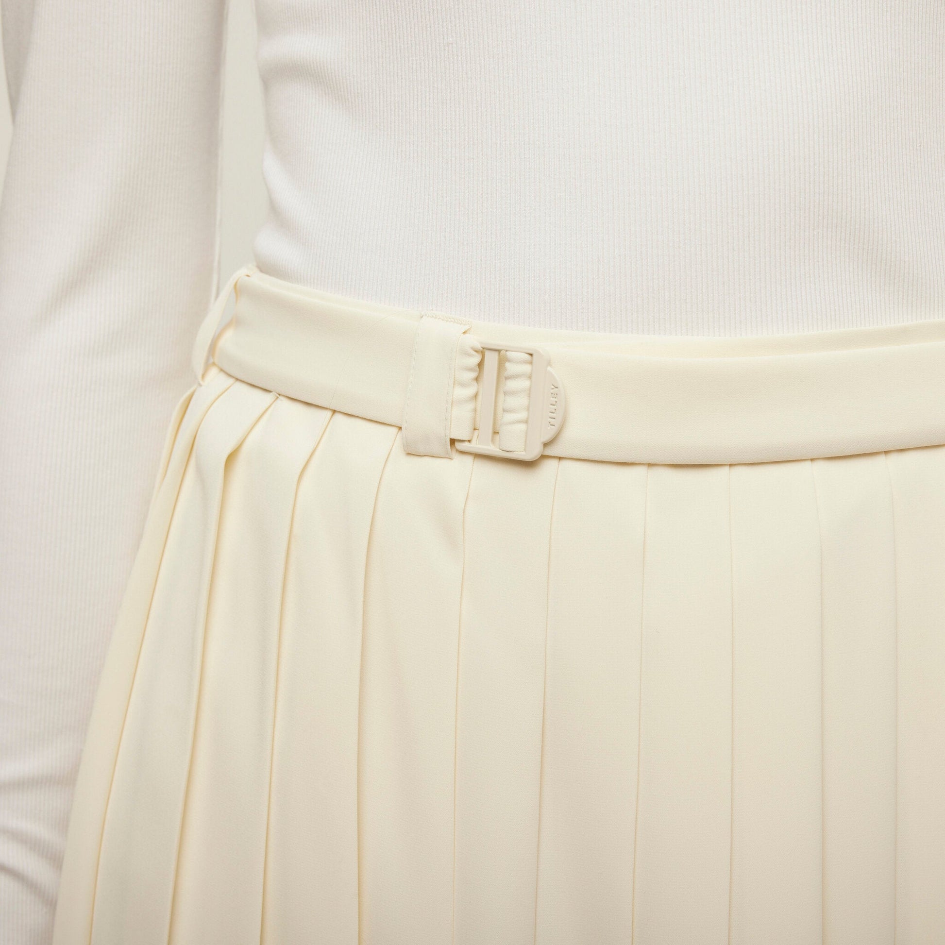 Tilley Tech Slk Pleated Skirt