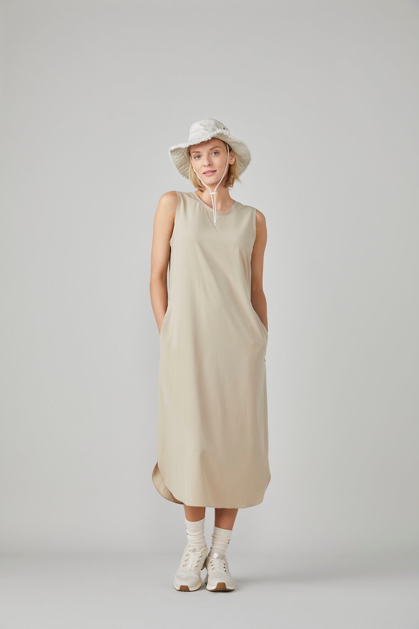Tilley Tech Slk Midi Dress