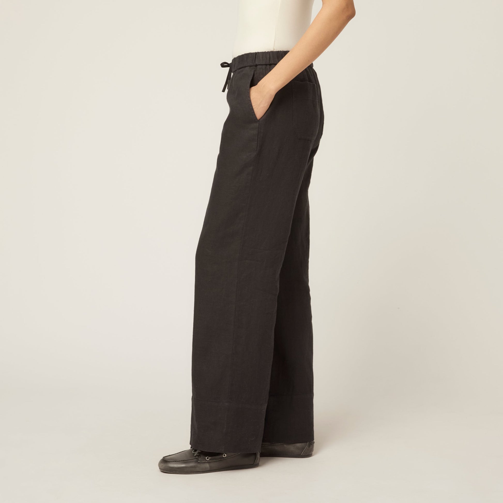 Tilley Linen Pull On Straight Pant