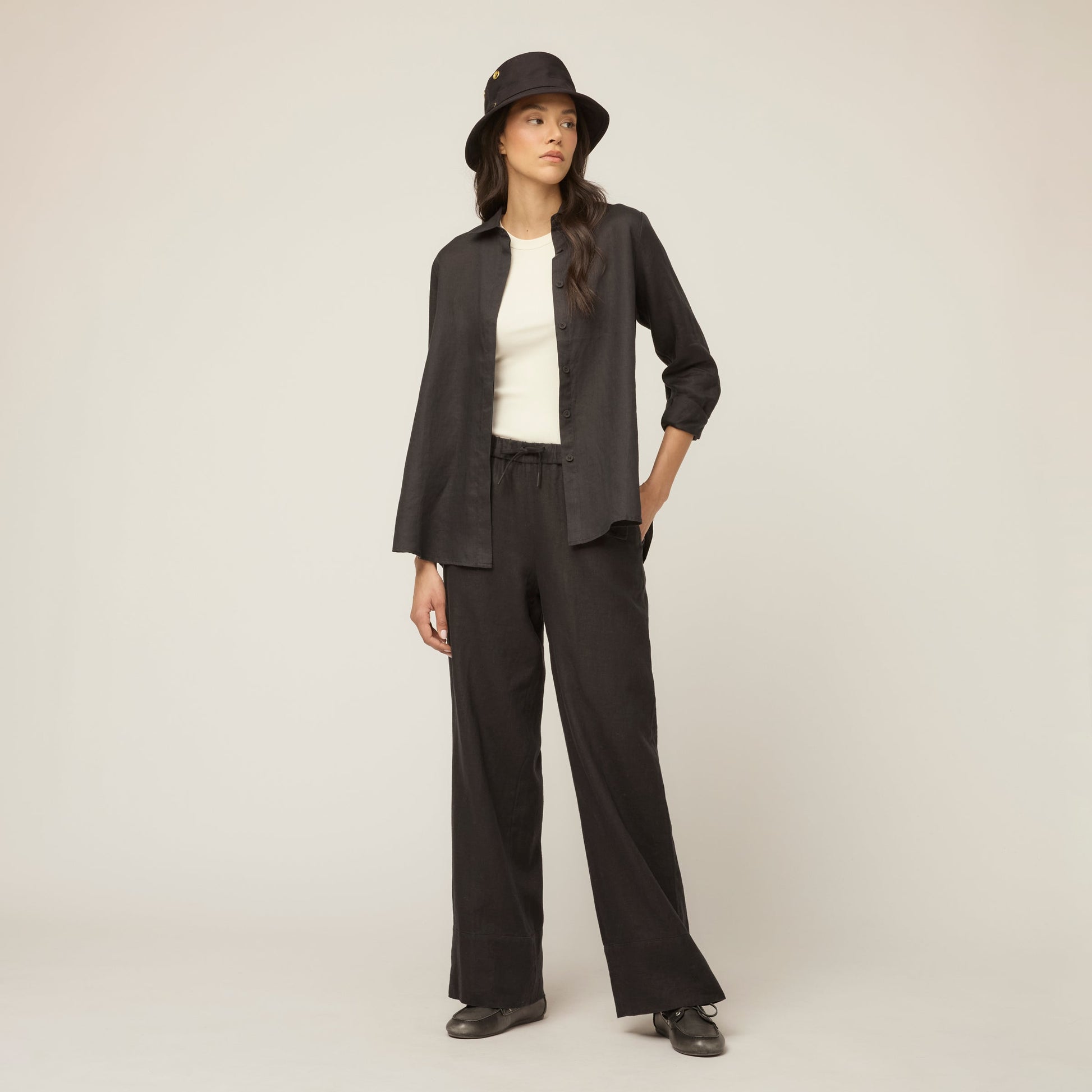 Tilley Linen Pull On Straight Pant