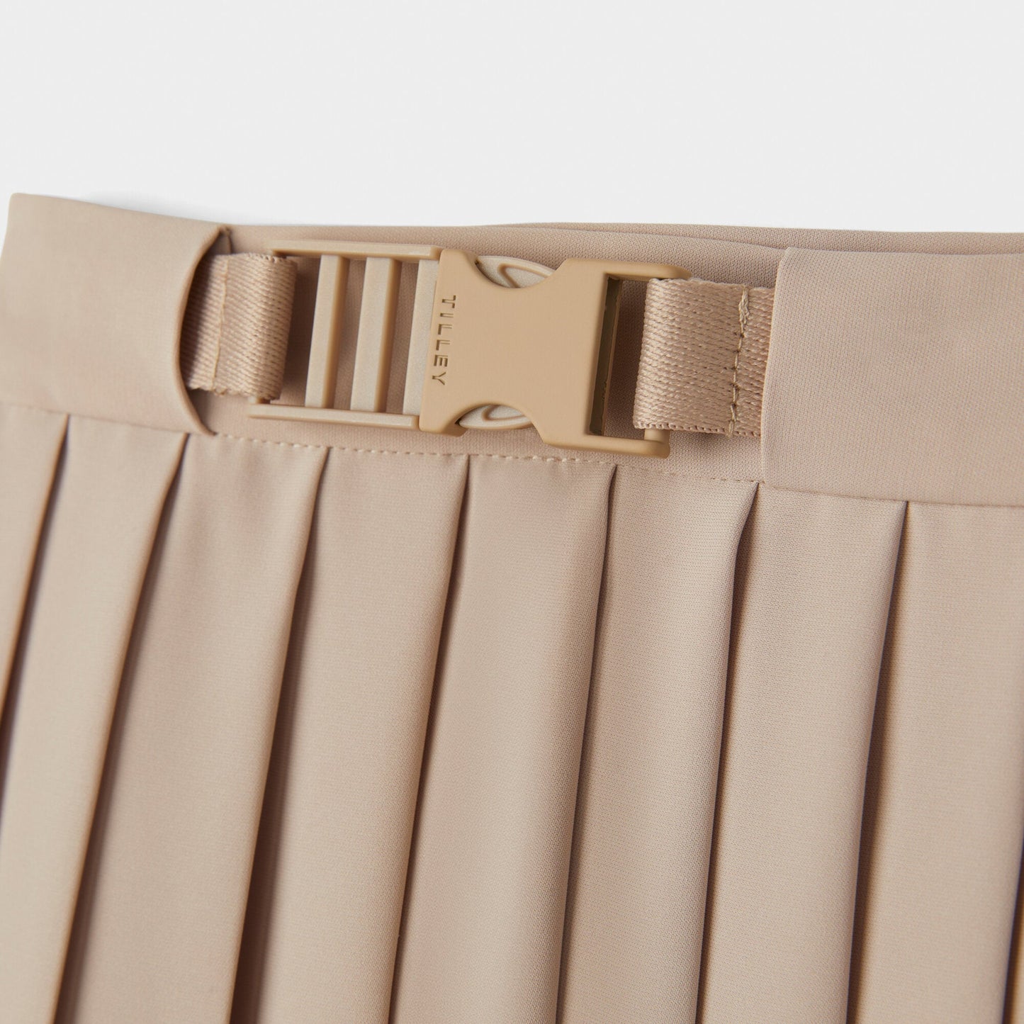Tilley Tech Slk Pleated Midi Skirt