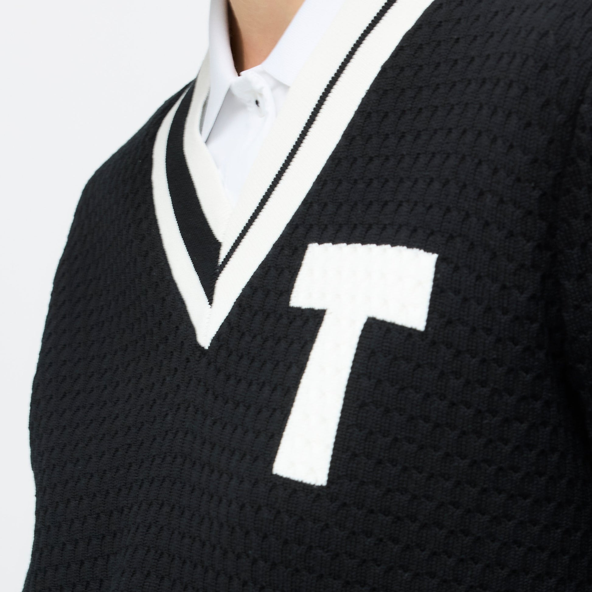 Tilley Sport V Neck Sweater