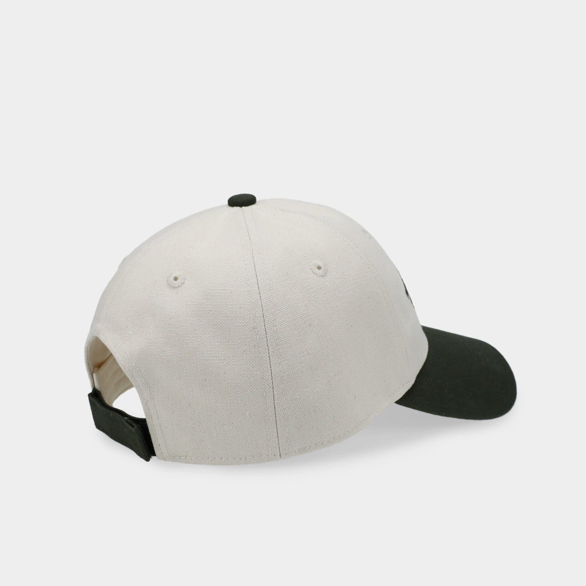 Tilley POS - Weekend Walker Cap