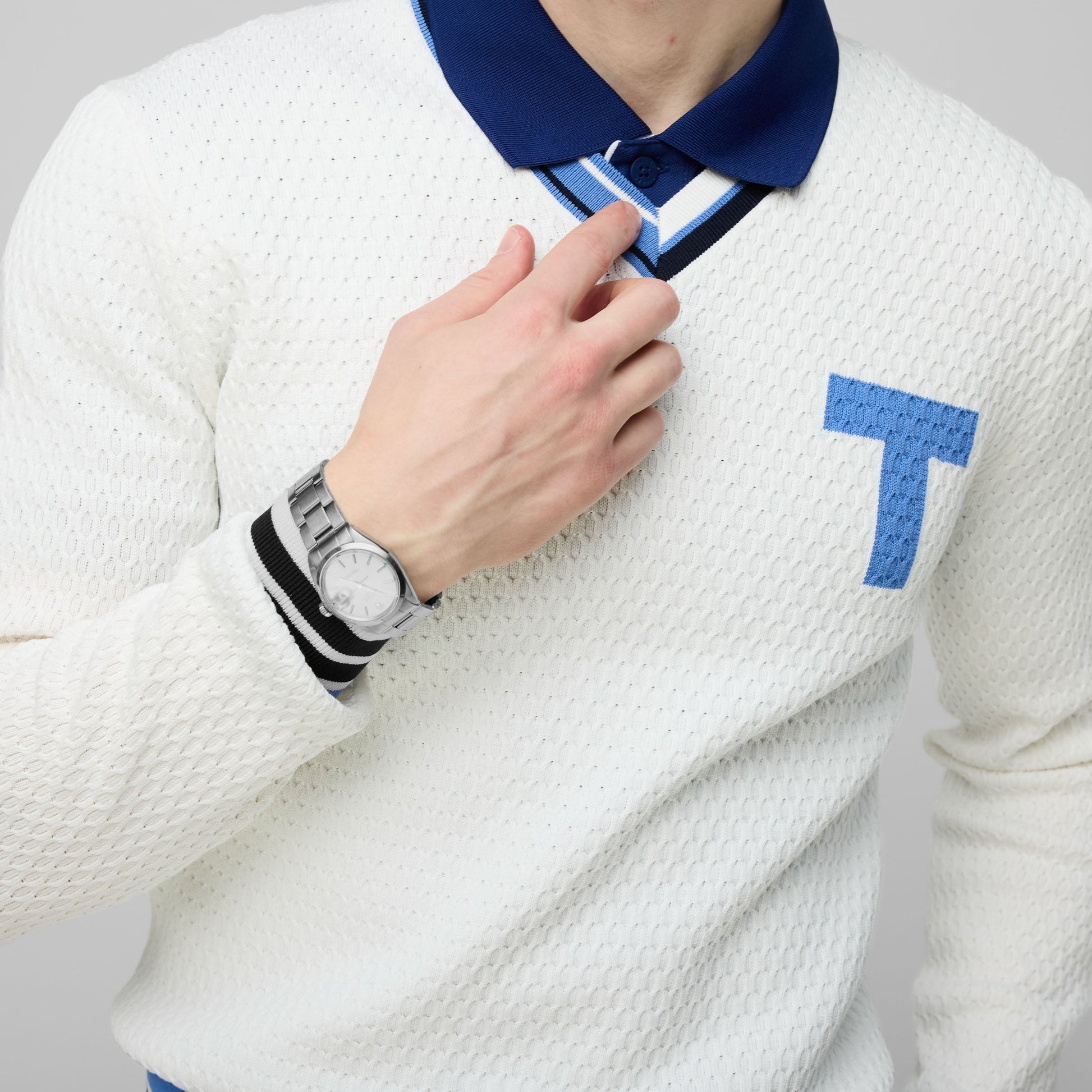 Tilley Sport V Neck Sweater